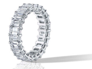 Round Brilliant Diamond Eternity Wedding Band in White Gold