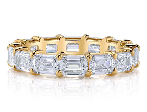 Pavé Diamond Wedding Band in White Gold