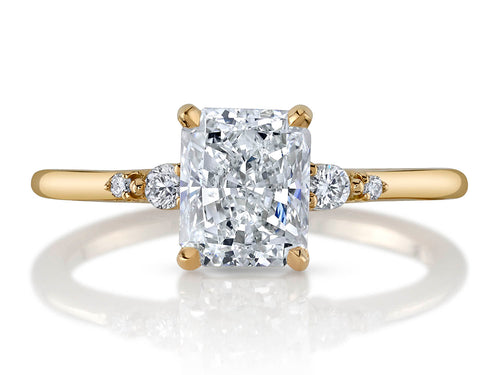 Radiant Cut Diamond Engagement Ring