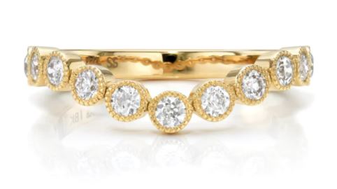 Vintage-Inspired Curved Bezel Diamond