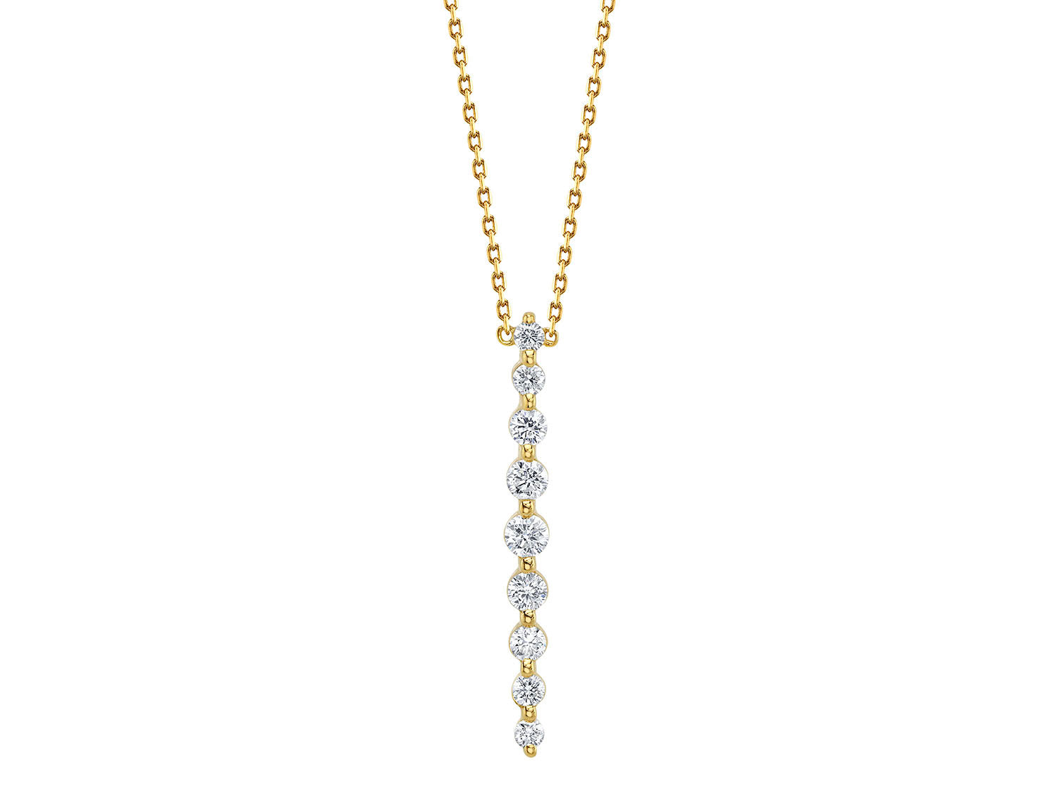 Graduated Brilliant Diamond Pendant Necklace