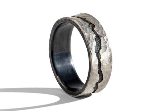 Platinum and Carbon Fiber Men's Wedding Band