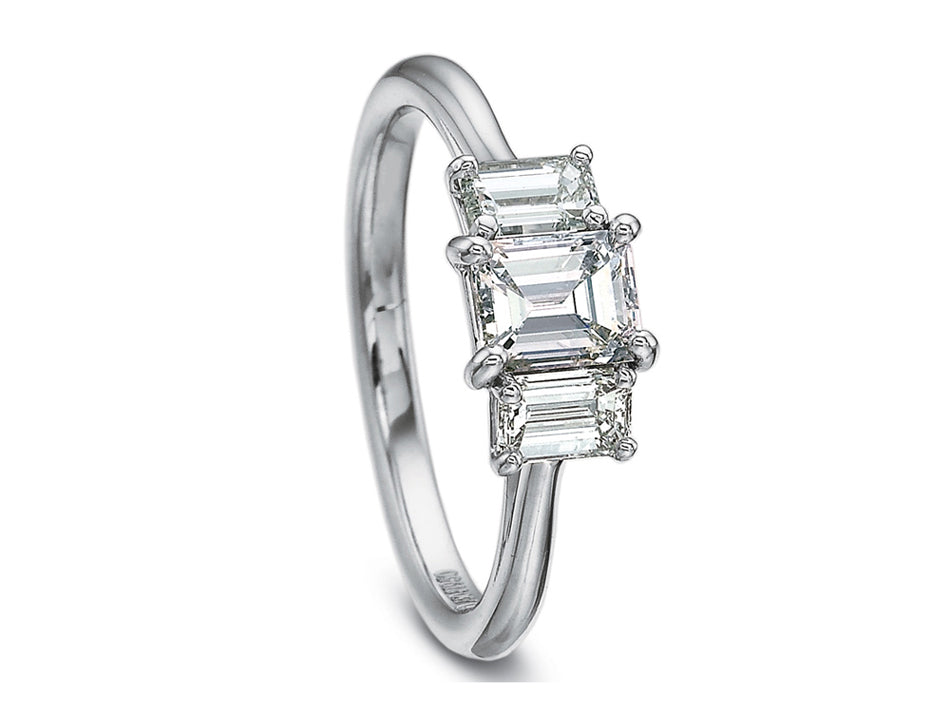 White gold and Emerald Cut Diamond Engagement Ring