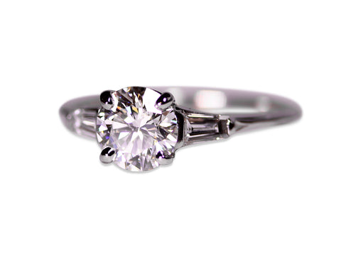 Round Brilliant Diamond Halo Engagement Ring