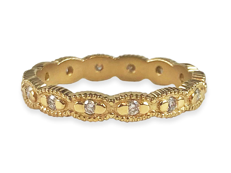 Vintage-Style Diamond Scalloped Wedding Band