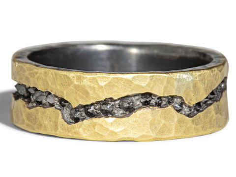 Hammered Gold Men's Wedding Band