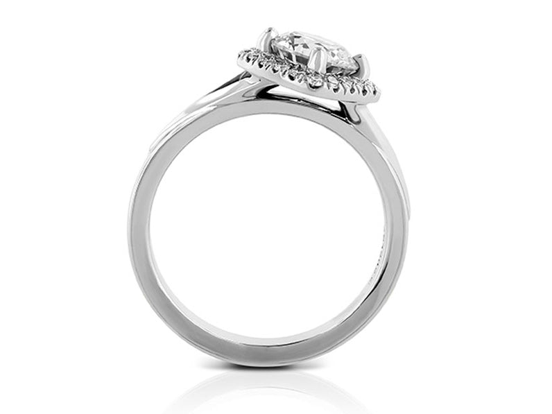 Round Brilliant Diamond Halo Engagement Ring