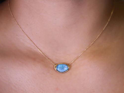 Opal Pendant Necklace in 14K Yellow Gold