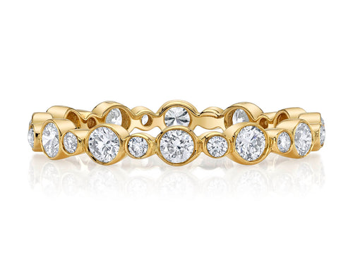 Round Diamond "Aurelia" Ring in 18K Yellow Gold