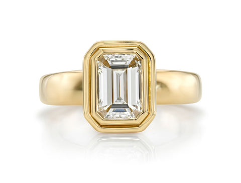 Round Brilliant Diamond Solitaire Engagement Ring