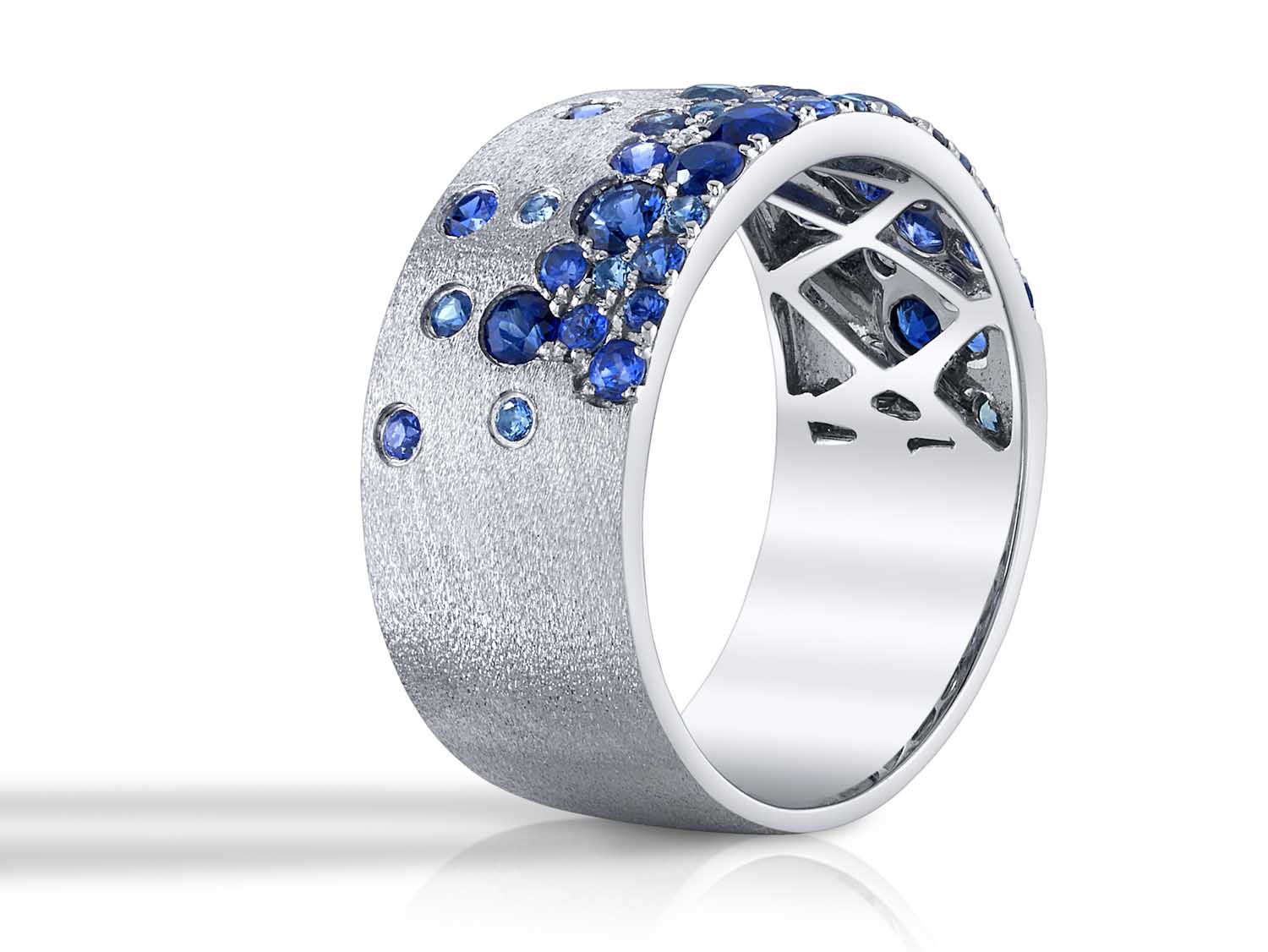Scattered Sapphire Cluster Cigar Band Ring