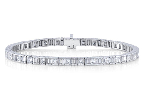 Paperclip Chain Bracelet with Pavé Diamond Center Link